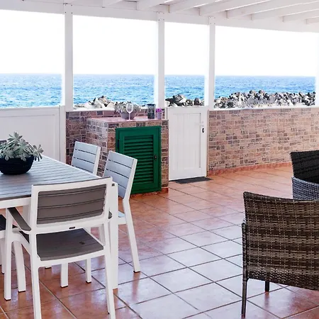 Vakantiehuis Casa Ana Y El Mar - Enamorados Del Mar - En Lanzarote *